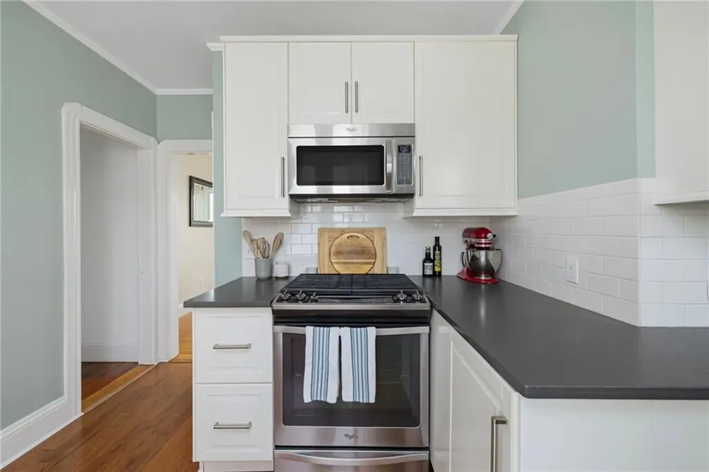 841 Hope Street Providence RI 02906