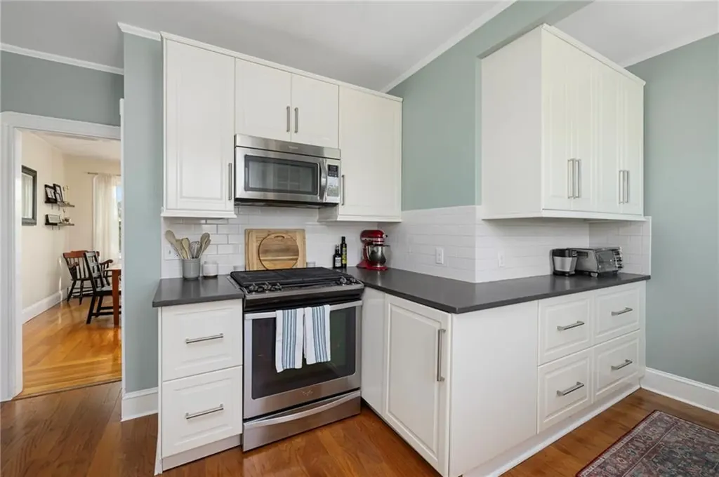 841 Hope Street Providence RI 02906