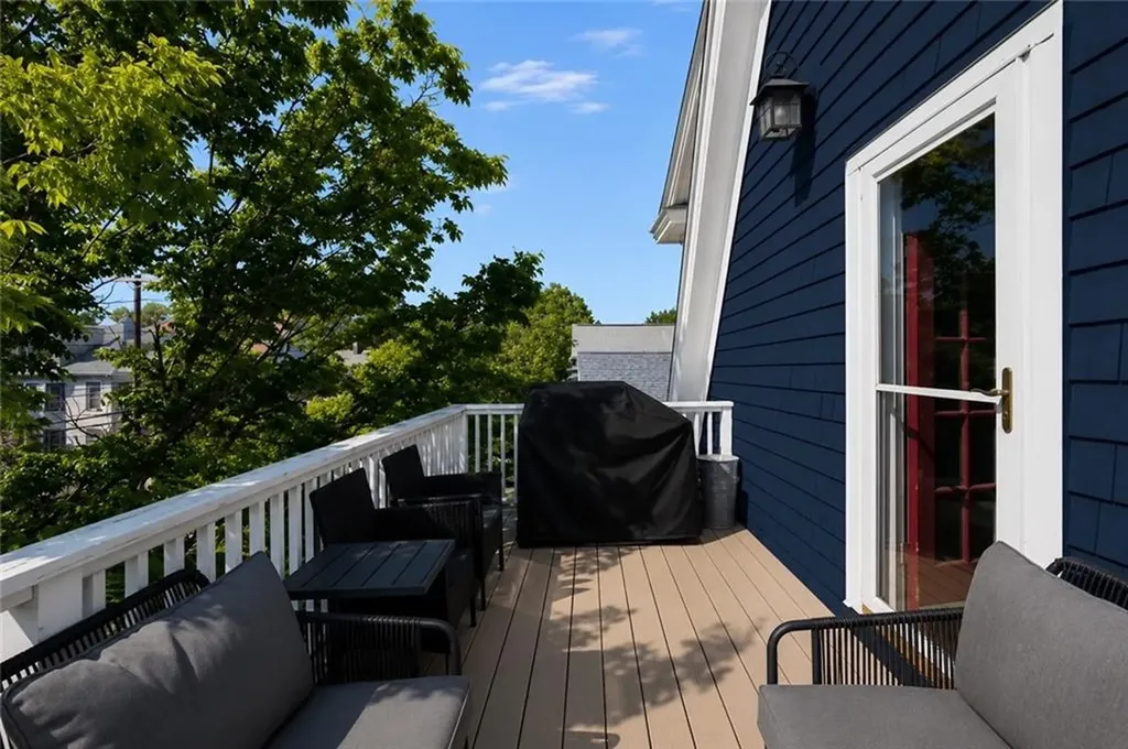 841 Hope Street Providence RI 02906