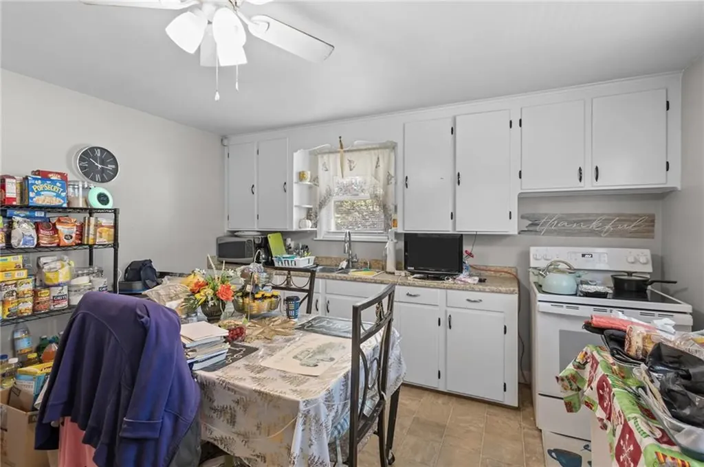 514 Robinson Street Woonsocket RI 02895