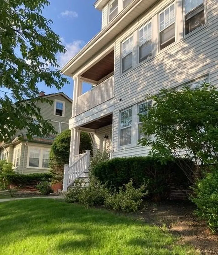 443 River Avenue Providence RI 02908