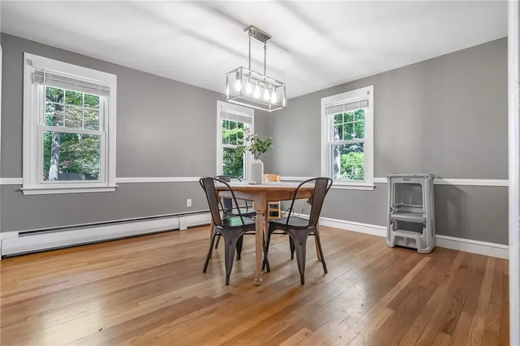 5 Indigo Road Barrington RI 02806