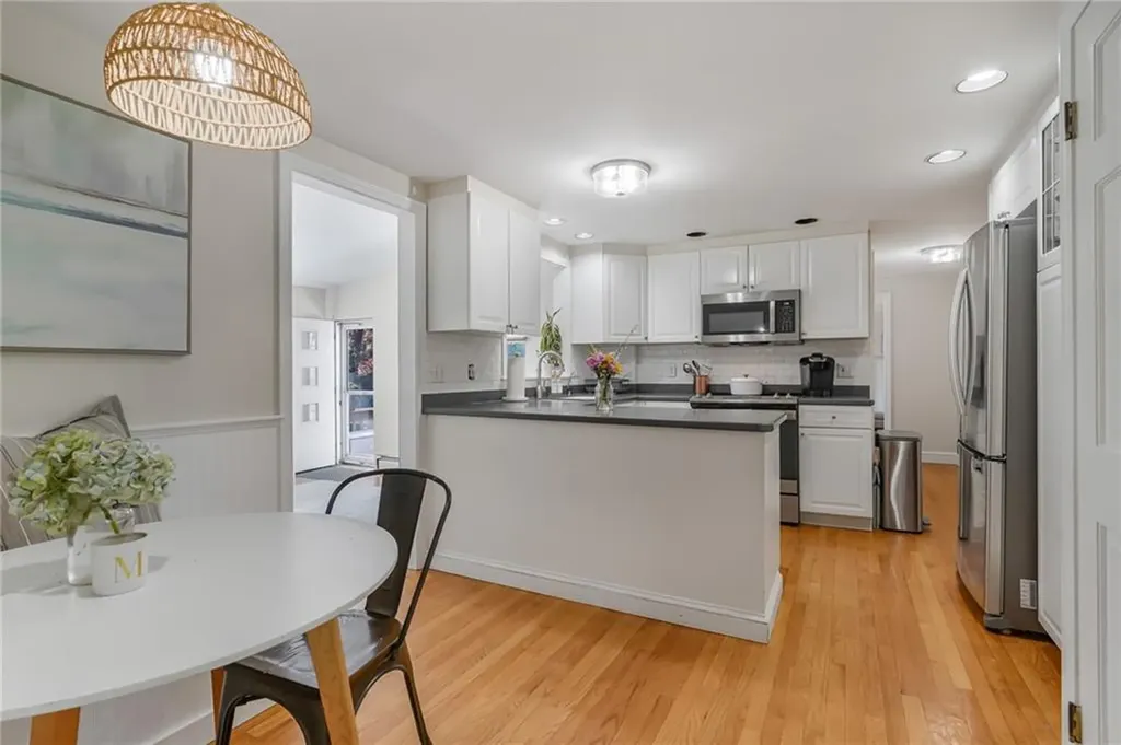 5 Indigo Road Barrington RI 02806