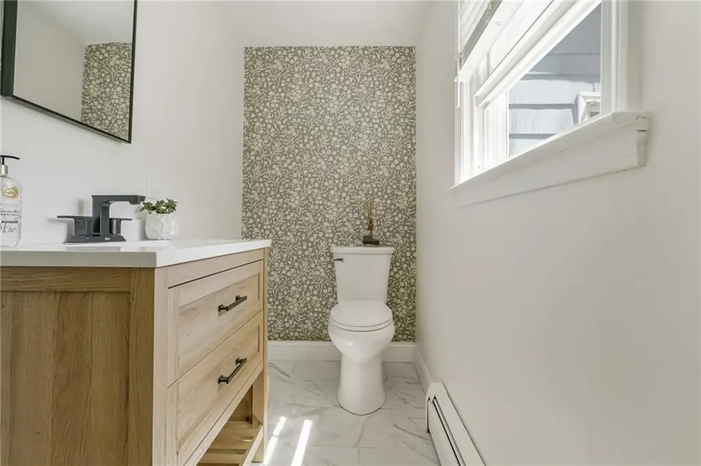 5 Indigo Road Barrington RI 02806