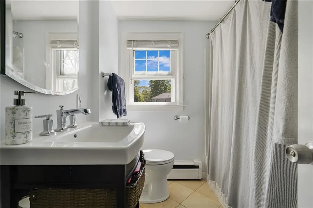 5 Indigo Road Barrington RI 02806