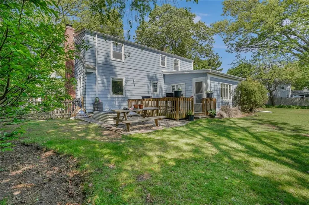 5 Indigo Road Barrington RI 02806