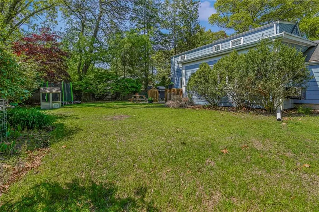 5 Indigo Road Barrington RI 02806
