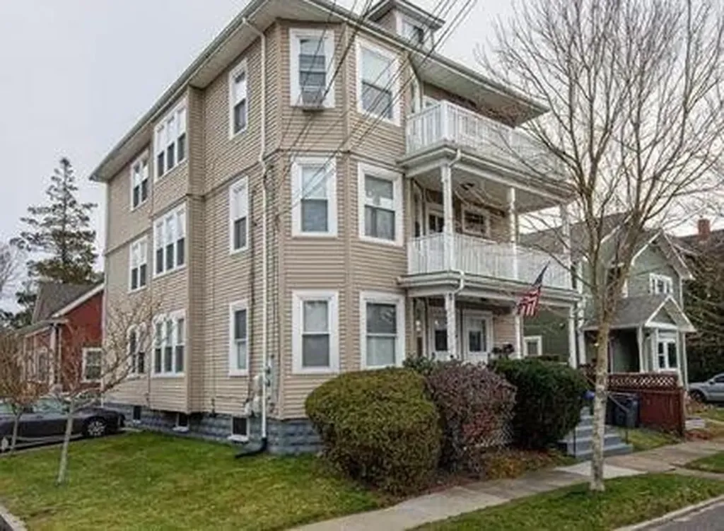 219 Cole Avenue Providence RI 02906