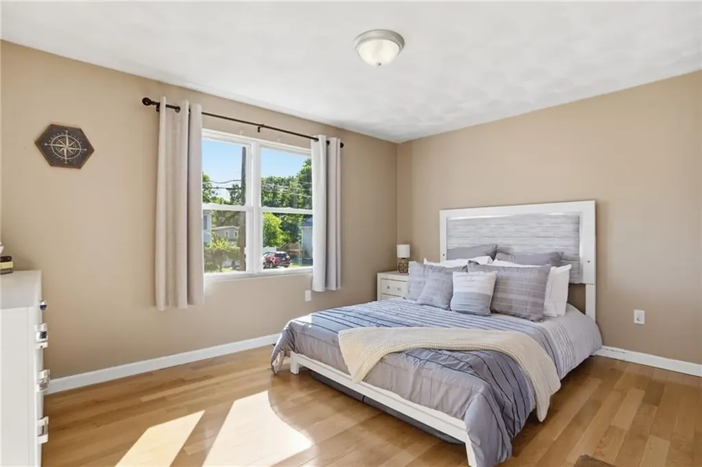 83 Holmes Road Warwick RI 02888