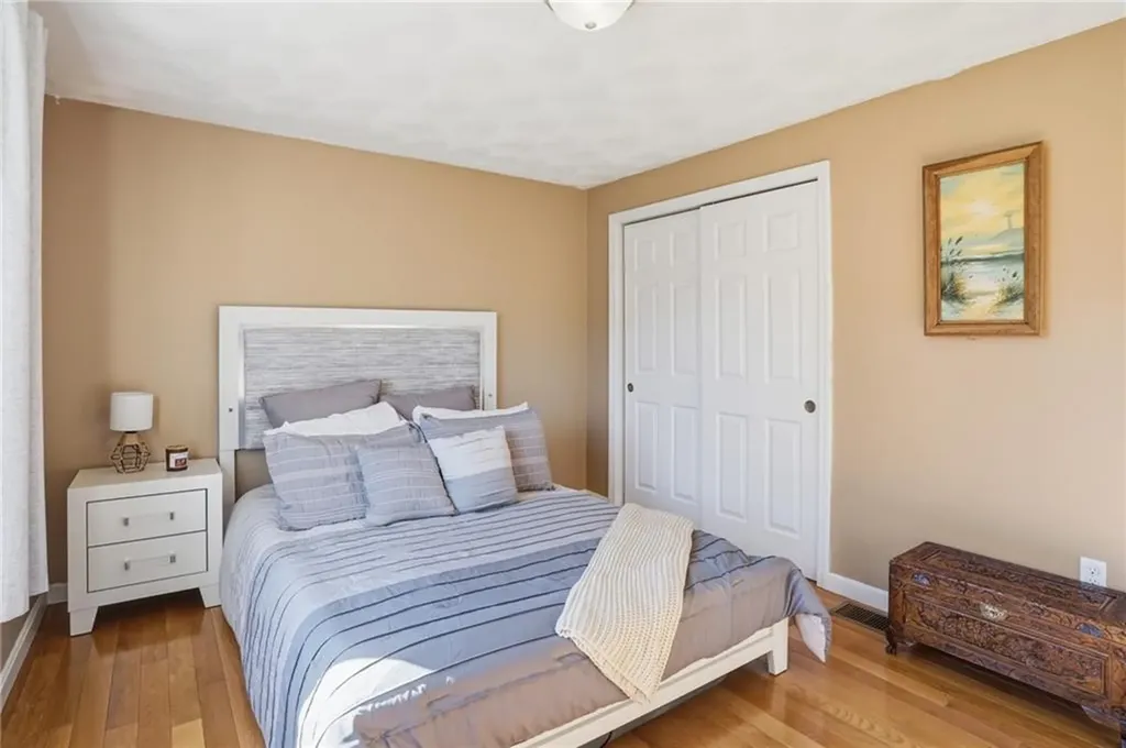 83 Holmes Road Warwick RI 02888
