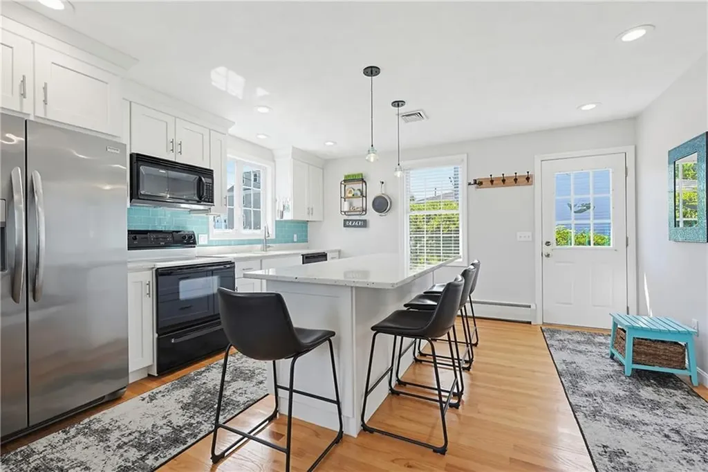 9 Doran Avenue Bristol RI 02809