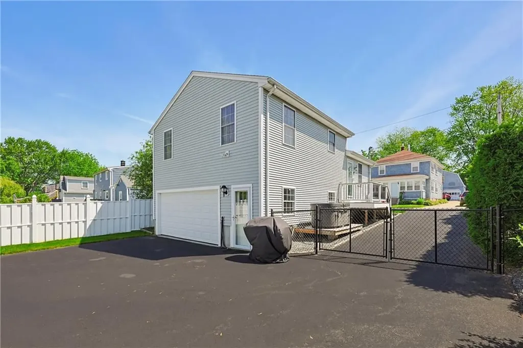 9 Doran Avenue Bristol RI 02809