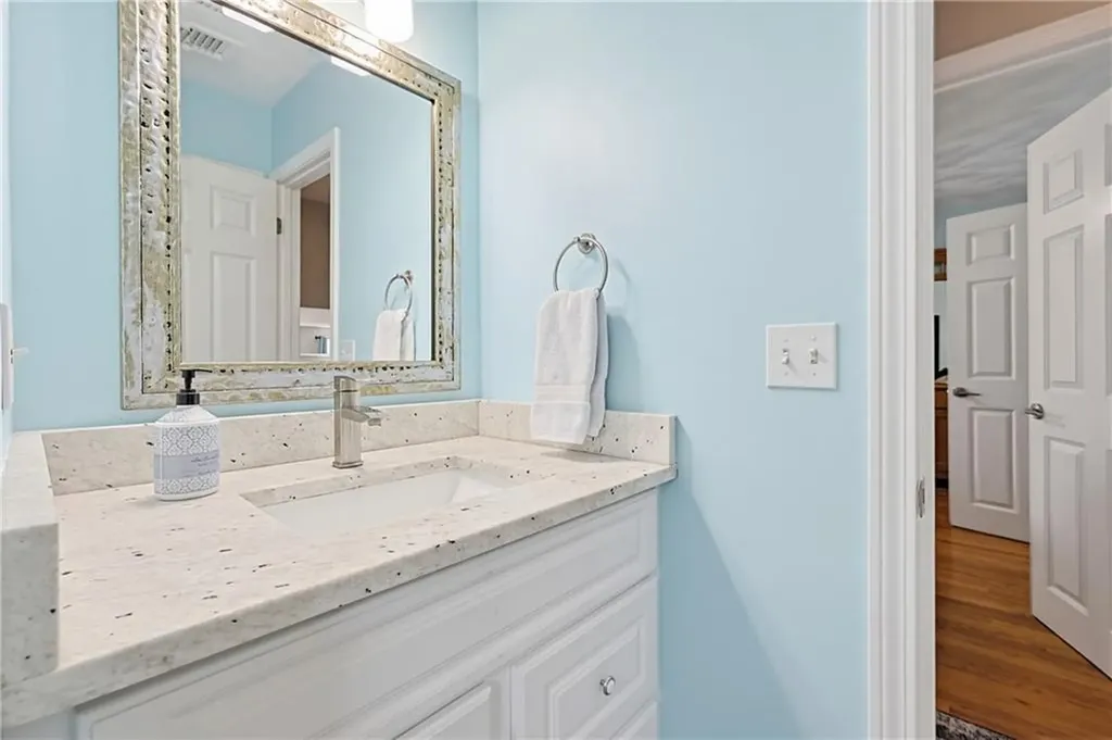 9 Doran Avenue Bristol RI 02809