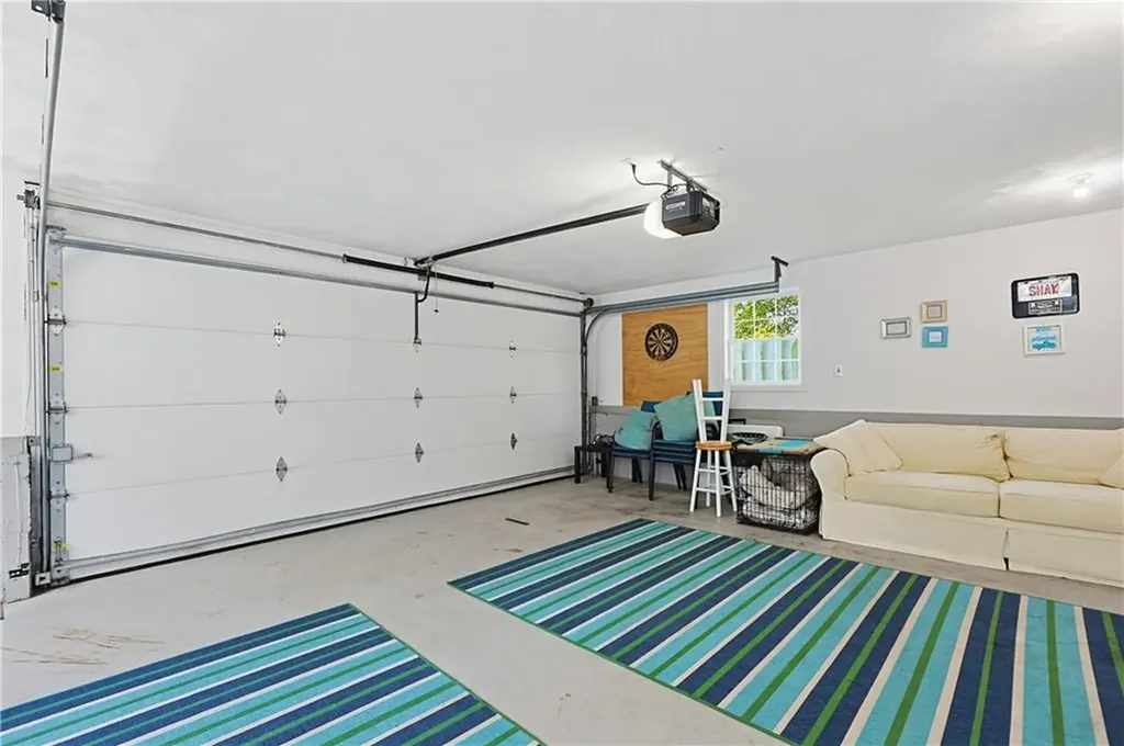 9 Doran Avenue Bristol RI 02809