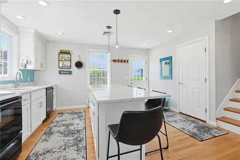 9 Doran Avenue Bristol RI 02809