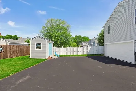 9 Doran Avenue Bristol RI 02809
