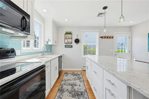 9 Doran Avenue Bristol RI 02809