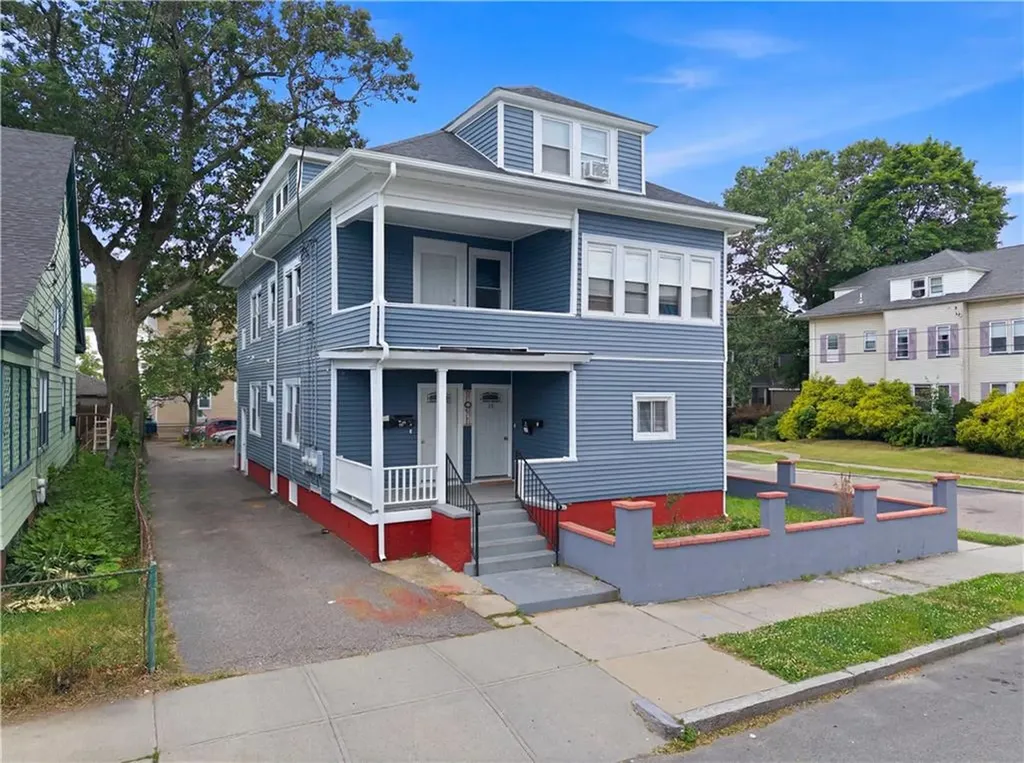 56 Warrington Street Providence RI 02907