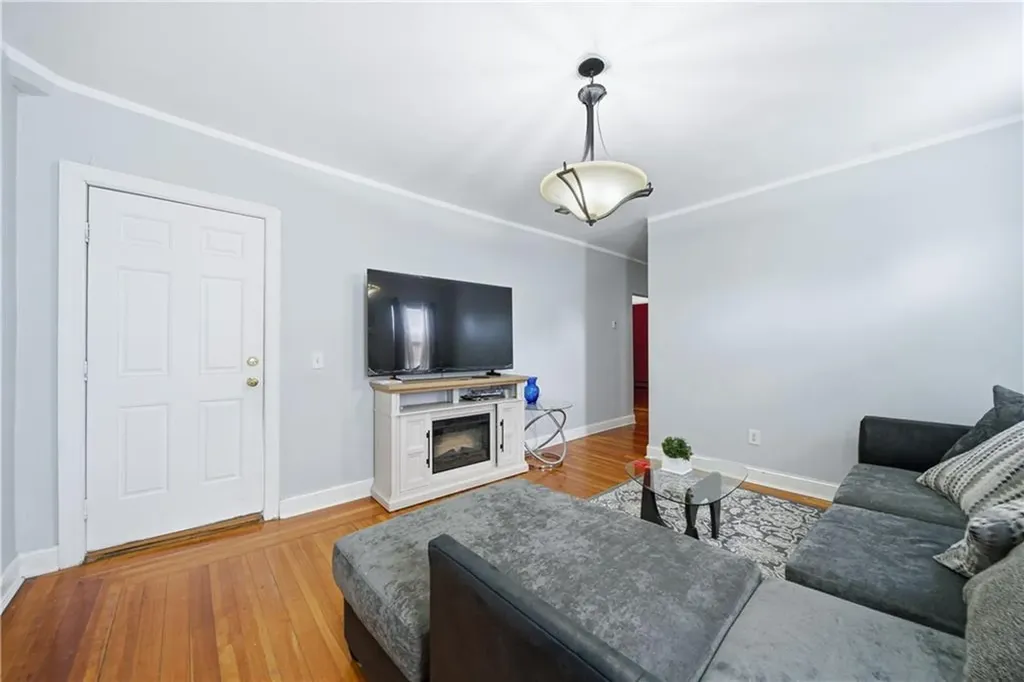 56 Warrington Street Providence RI 02907