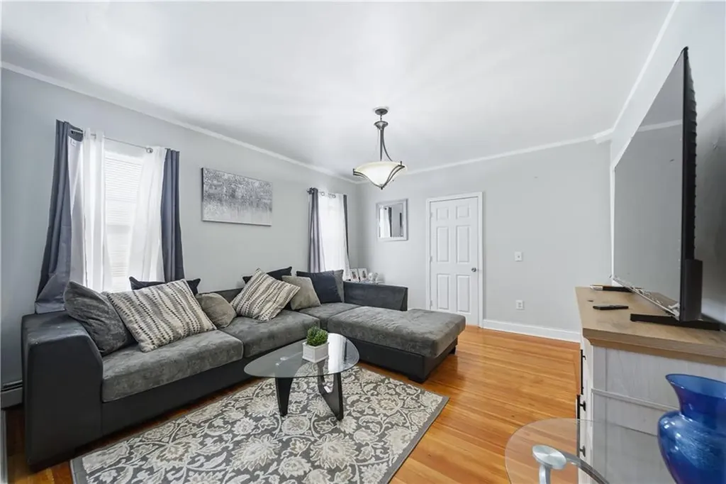 56 Warrington Street Providence RI 02907