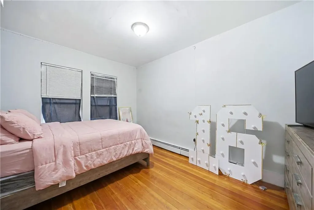56 Warrington Street Providence RI 02907