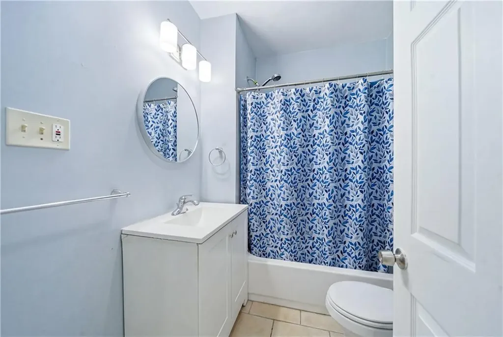 56 Warrington Street Providence RI 02907