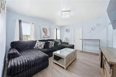 56 Warrington Street Providence RI 02907