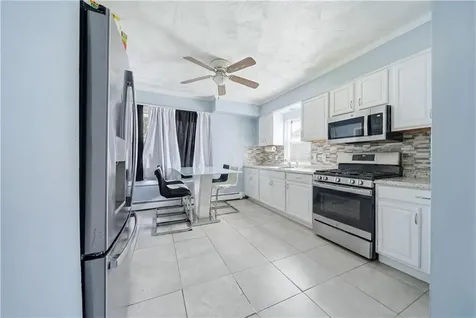 56 Warrington Street Providence RI 02907