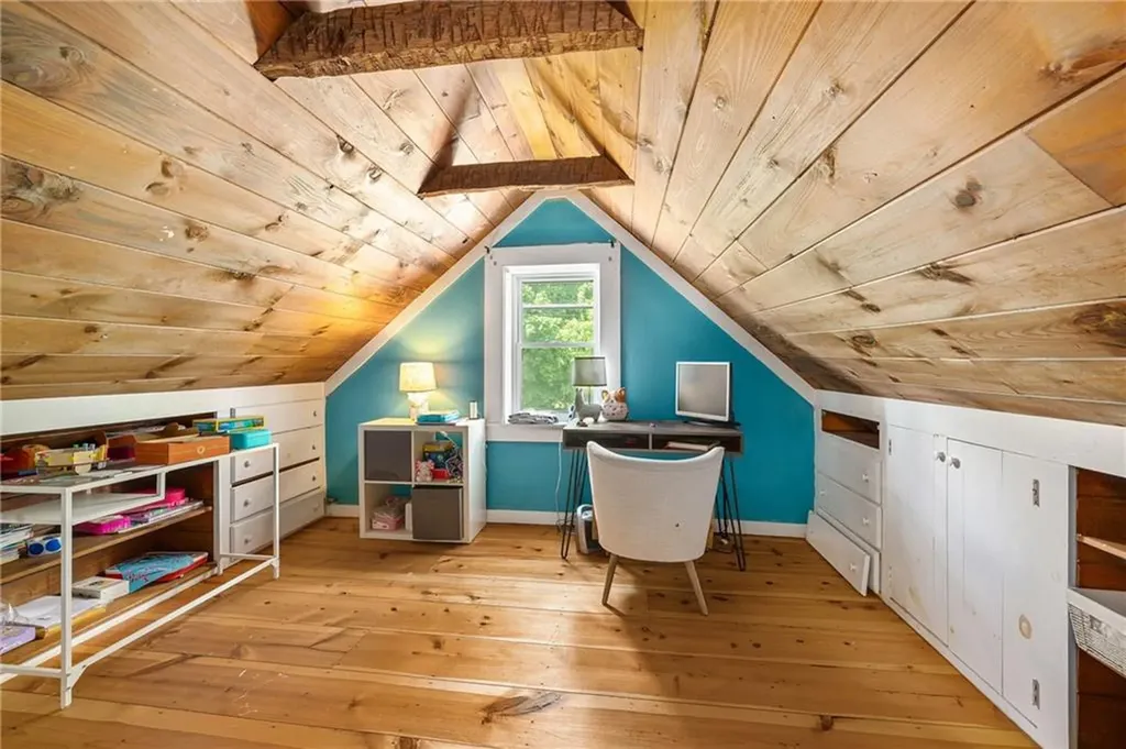 1707 Diamond Hill Road Cumberland RI 02864