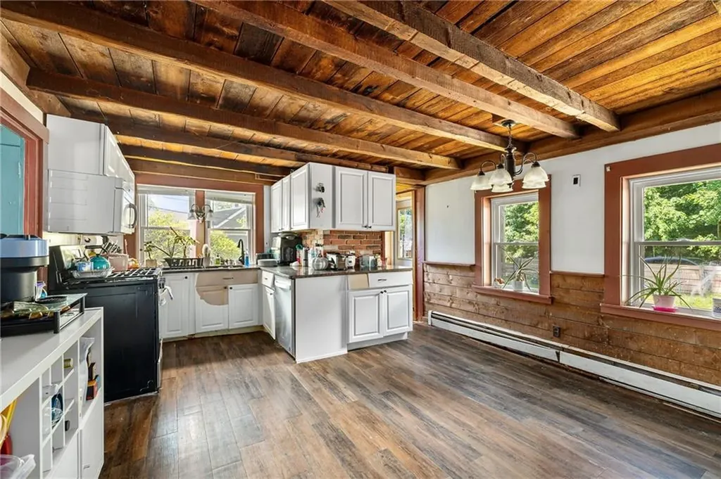1707 Diamond Hill Road Cumberland RI 02864