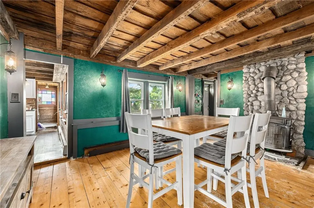 1707 Diamond Hill Road Cumberland RI 02864