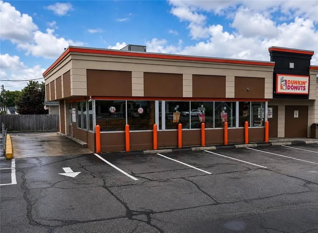 1484 N Mineral Spring Ave Avenue N North Providence RI 02904