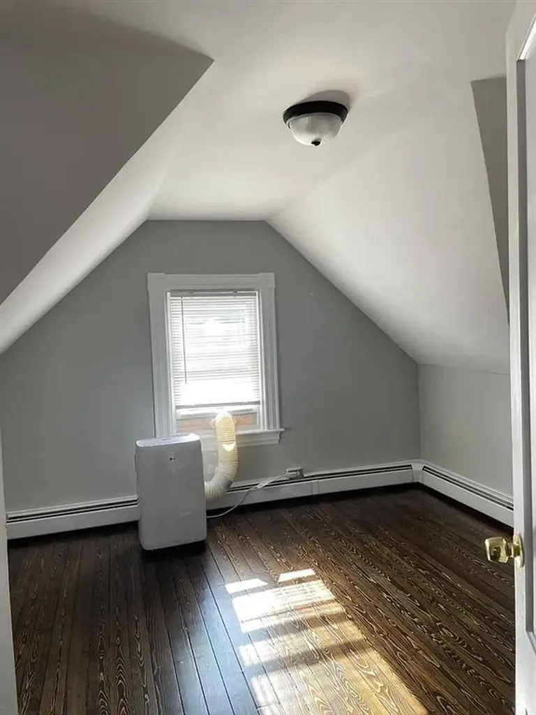 21 Phillips Street Providence RI 02906