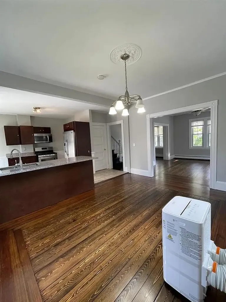 21 Phillips Street Providence RI 02906