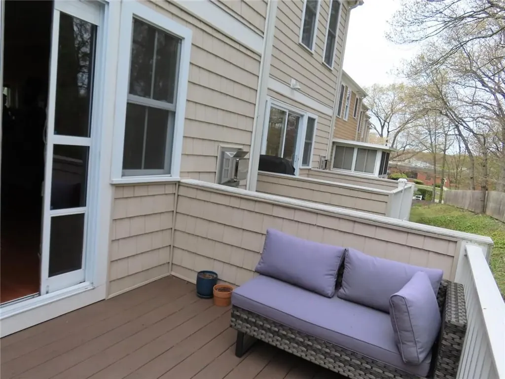 1 New Road East Providence RI 02916