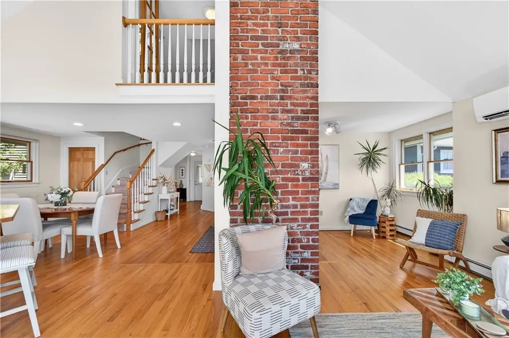 63 Teed Avenue Barrington RI 02806