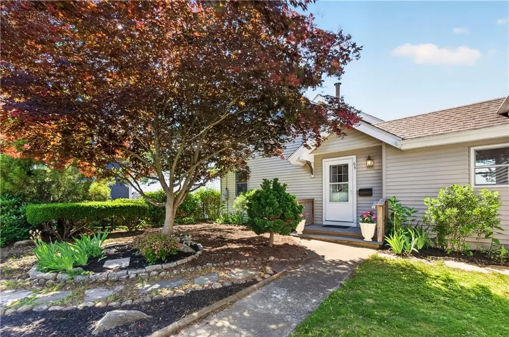 63 Teed Avenue Barrington RI 02806