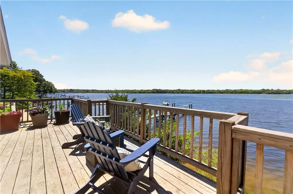 63 Teed Avenue Barrington RI 02806