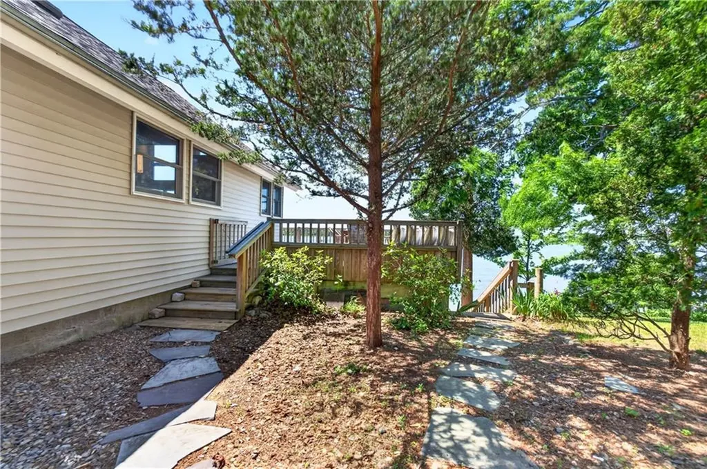 63 Teed Avenue Barrington RI 02806