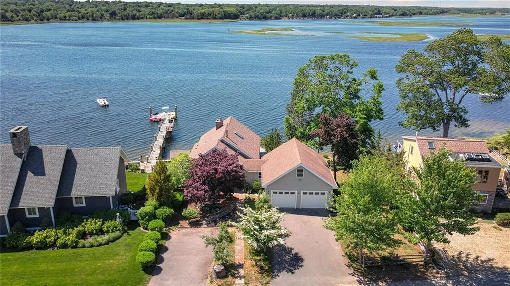 63 Teed Avenue Barrington RI 02806