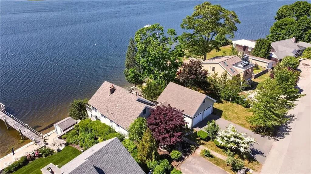 63 Teed Avenue Barrington RI 02806