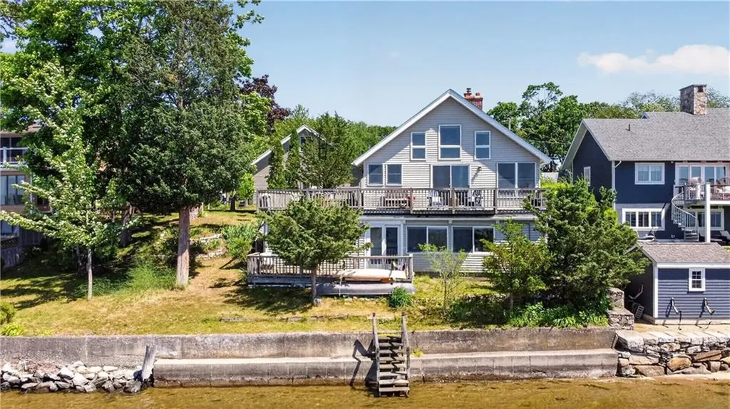 63 Teed Avenue Barrington RI 02806
