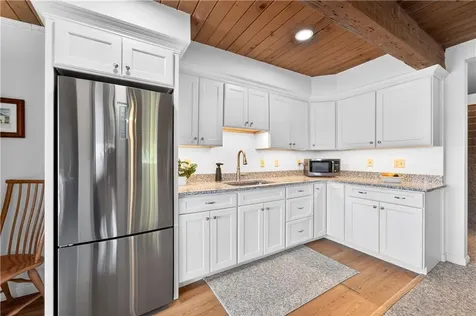 63 Teed Avenue Barrington RI 02806