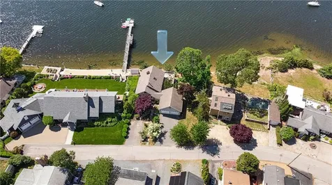 63 Teed Avenue Barrington RI 02806