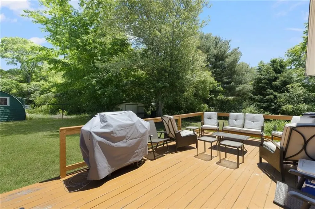 540 Switch Road Richmond RI 02894