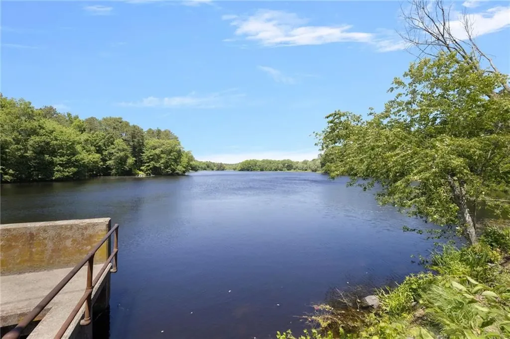 540 Switch Road Richmond RI 02894