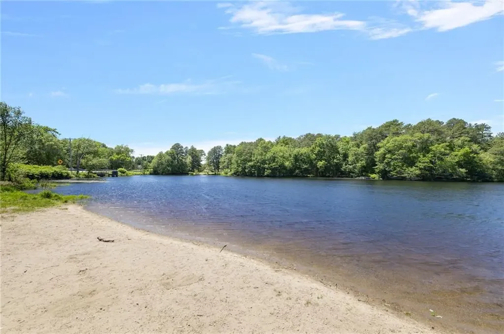 540 Switch Road Richmond RI 02894