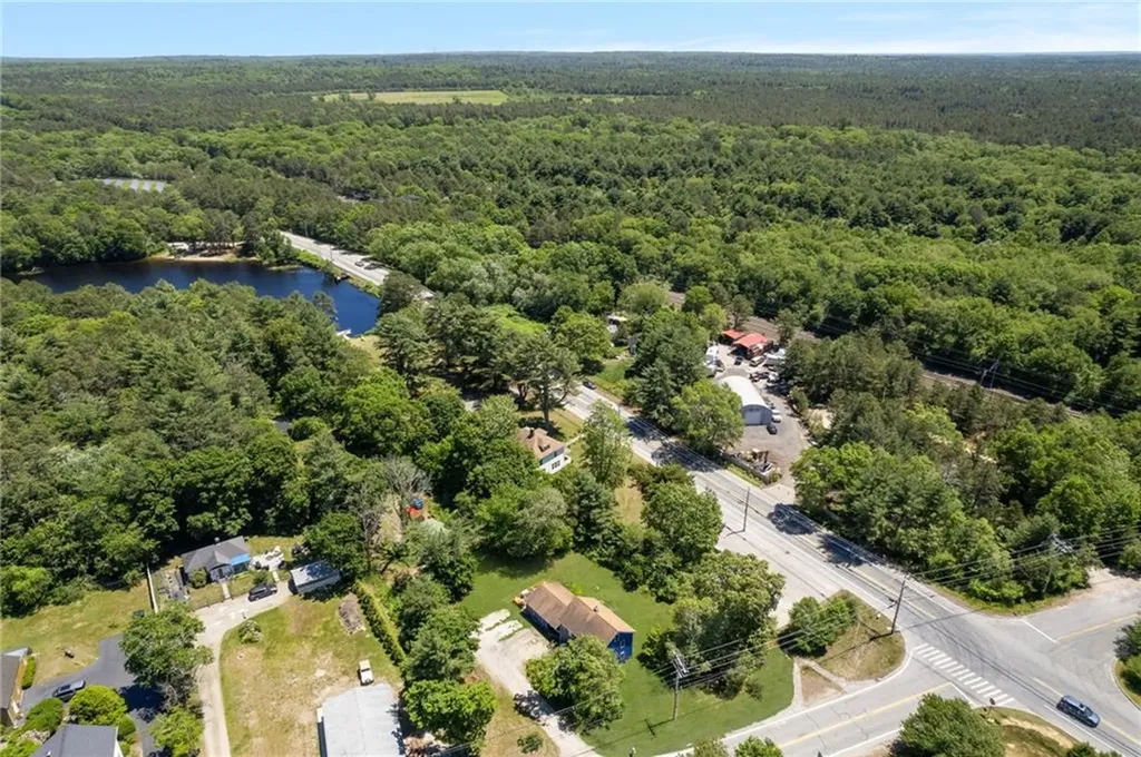 540 Switch Road Richmond RI 02894