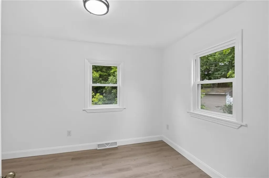5 Lees Lane Glocester RI 02814