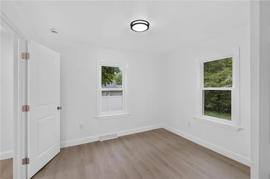 5 Lees Lane Glocester RI 02814